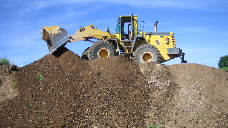 Terrænregulering af grunden