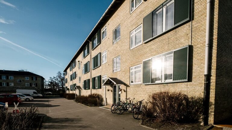 Lydskodder på etagebyggeri i Folehaven