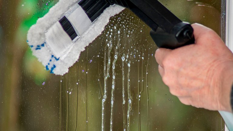 Mange køber sig til rene vinduer