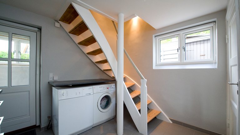 Love og regler om kælderen