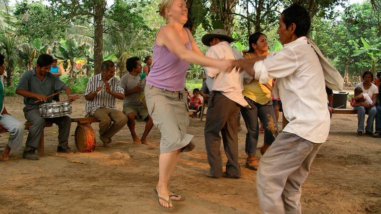 Folk danser og fester i Bolivia