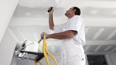 Gipsloftet bliver malet