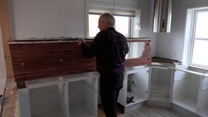 Sådan skiller du køkkenet ad