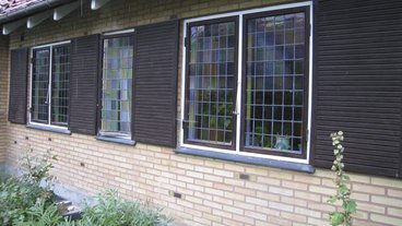 Blyindfattede, farvede ruder – hvor blev de af?