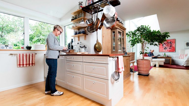 Køkken og stue i et ældrehjem