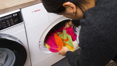 tørre tøj i tørretumbler