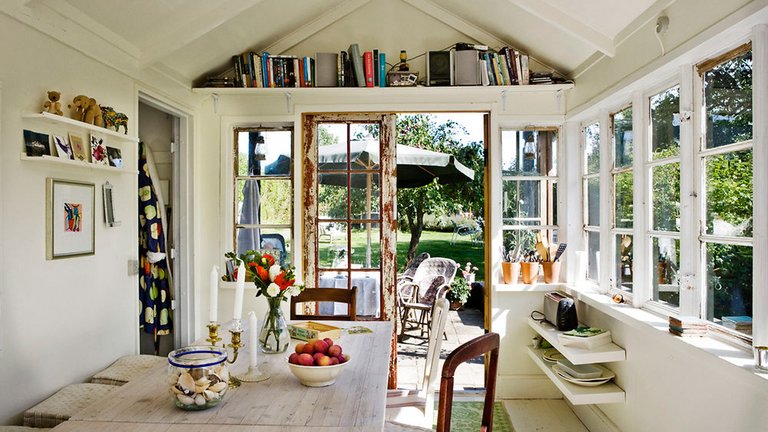 Sådan holder du boligen kølig om sommeren