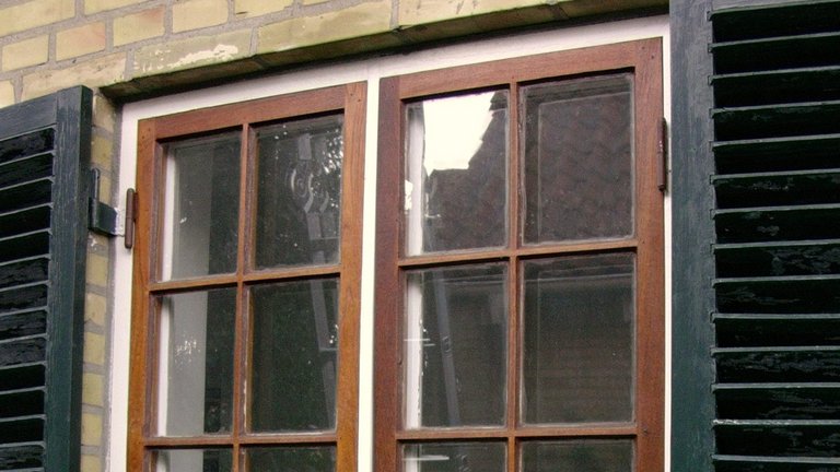 Tjek vinduer, havedøre og yderdøre af træ