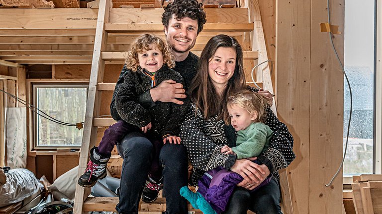 Nyt hus på 65 kvm: Elvira og Kasper bygger småt, billigt og bæredygtigt