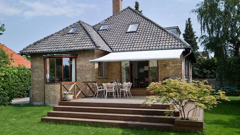 30er-hus med sjæl, charme og lækker terrasse