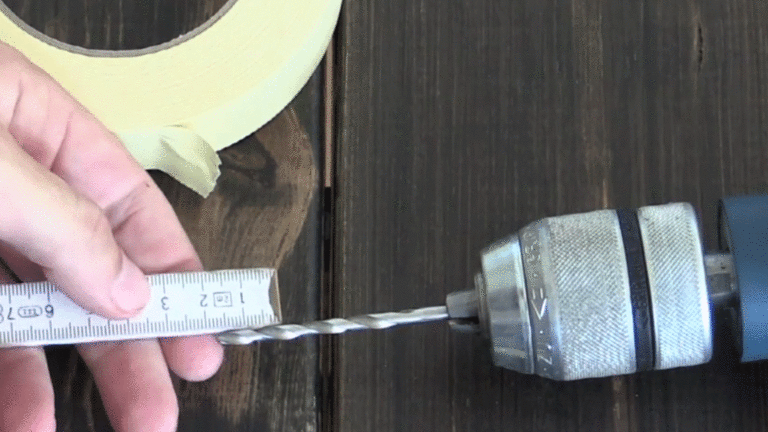 Bor et hul med bestemt dybde