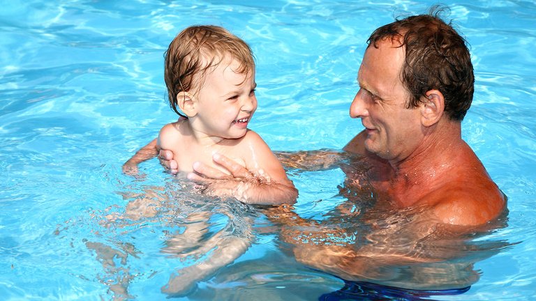 Så meget koster en ny indendørs swimmingpool