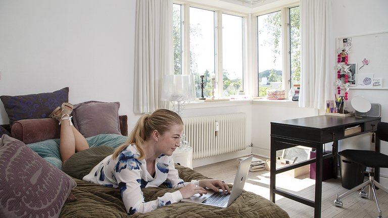 Skal dit barn betale for at bo hjemme?