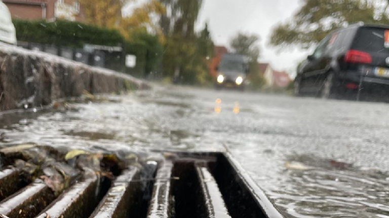 Når vandet kommer udefra