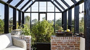 Orangeri bygget af både nyt og gammelt