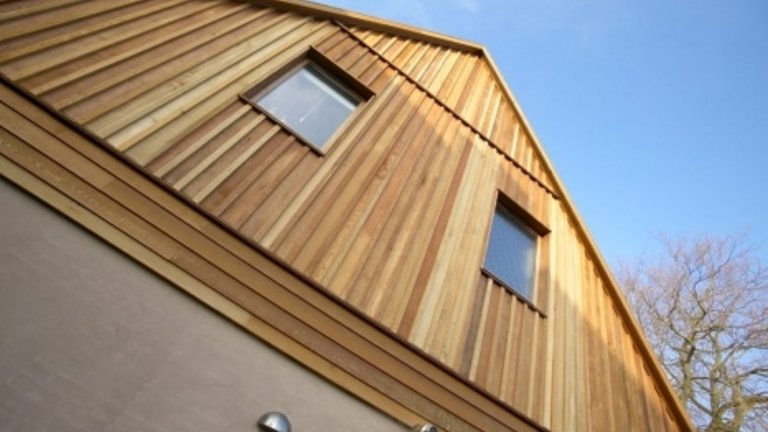 Konstruktiv træbeskyttelse: Sådan passer du på boligens udendørs træværk