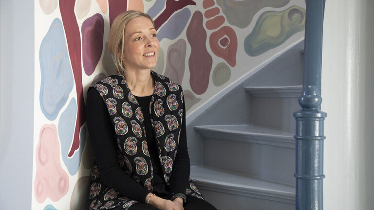 Familie fik deres eget indendørs vægmaleri