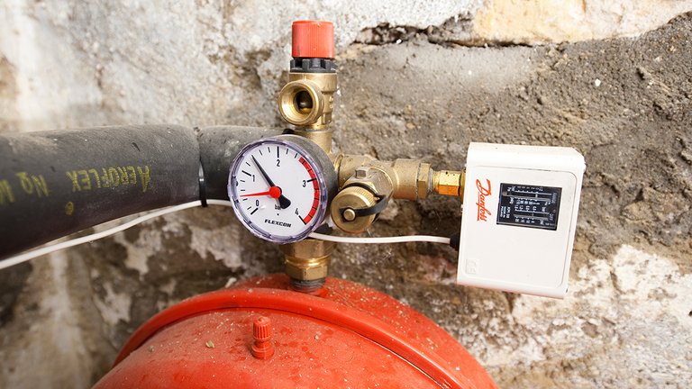 Astrid og Carsten sagde farvel til oliefyr og goddag til jordvarme