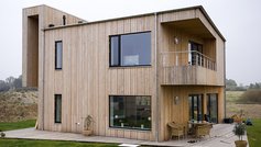 Kontrakt med byggefirma til nyt enfamiliehus