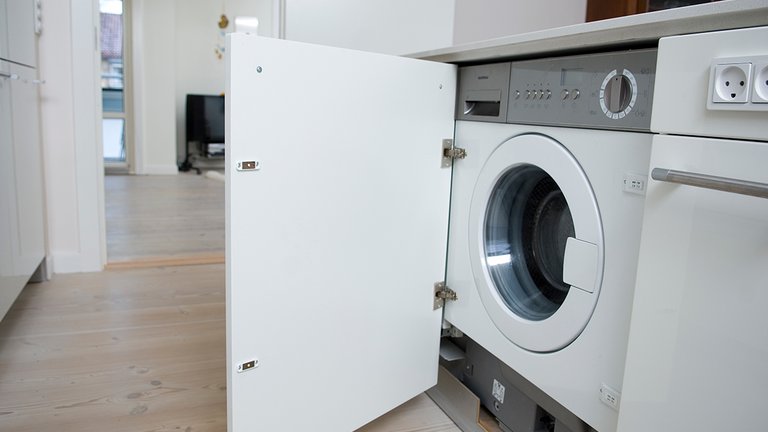 Tjek: Disse prisportaler kan du stole på, når du køber elektronik og hårde hvidevarer på nettet