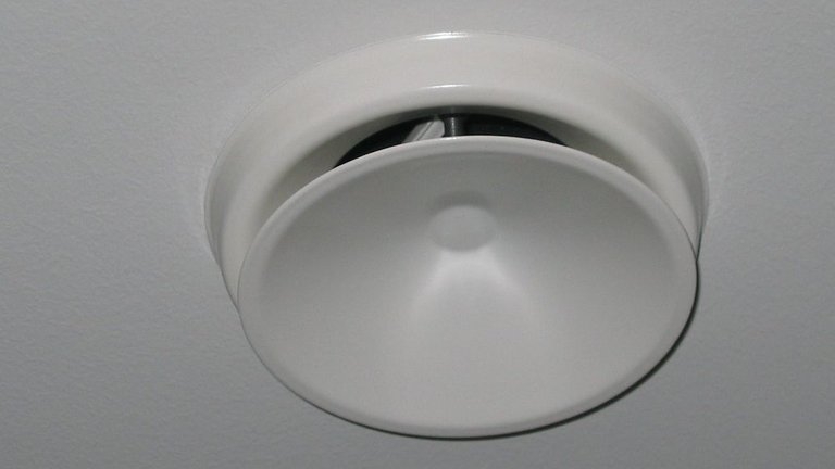 Sådan undgår du støj og træk fra dit ventilationsanlæg