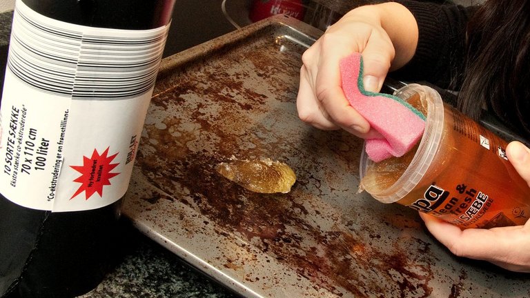 Rengøring af bageplade