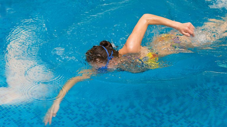 Det skal du vide, før du etablerer en svimmingpool i haven