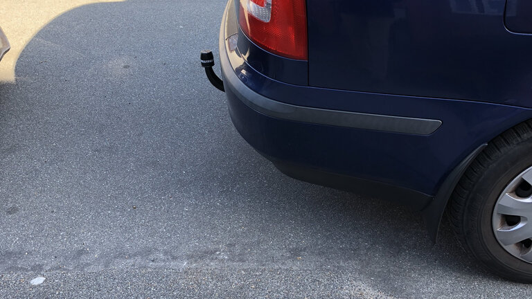 Parkering over for indkørsel