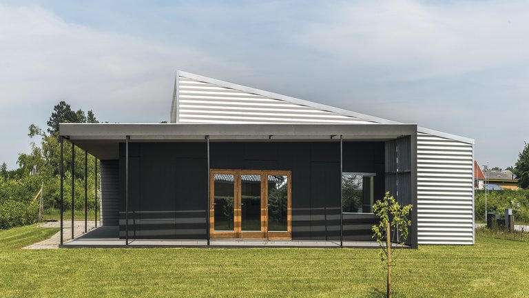 Upcycle House: Bygget af affald og overskudsmaterialer