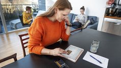 Sådan er det gået med fjernvarmepriserne for dit fjernvarmeværk