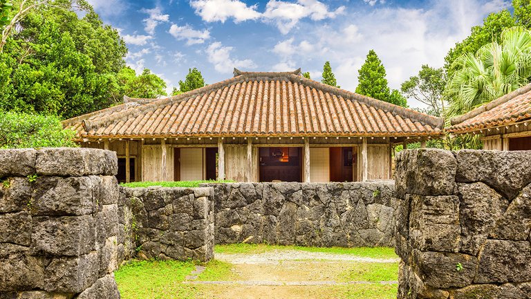 Japansk hus i Okinawa, Japan