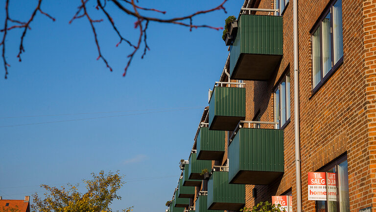Boligkøbere betaler overpris for lejligheder med hjemfaldspligt